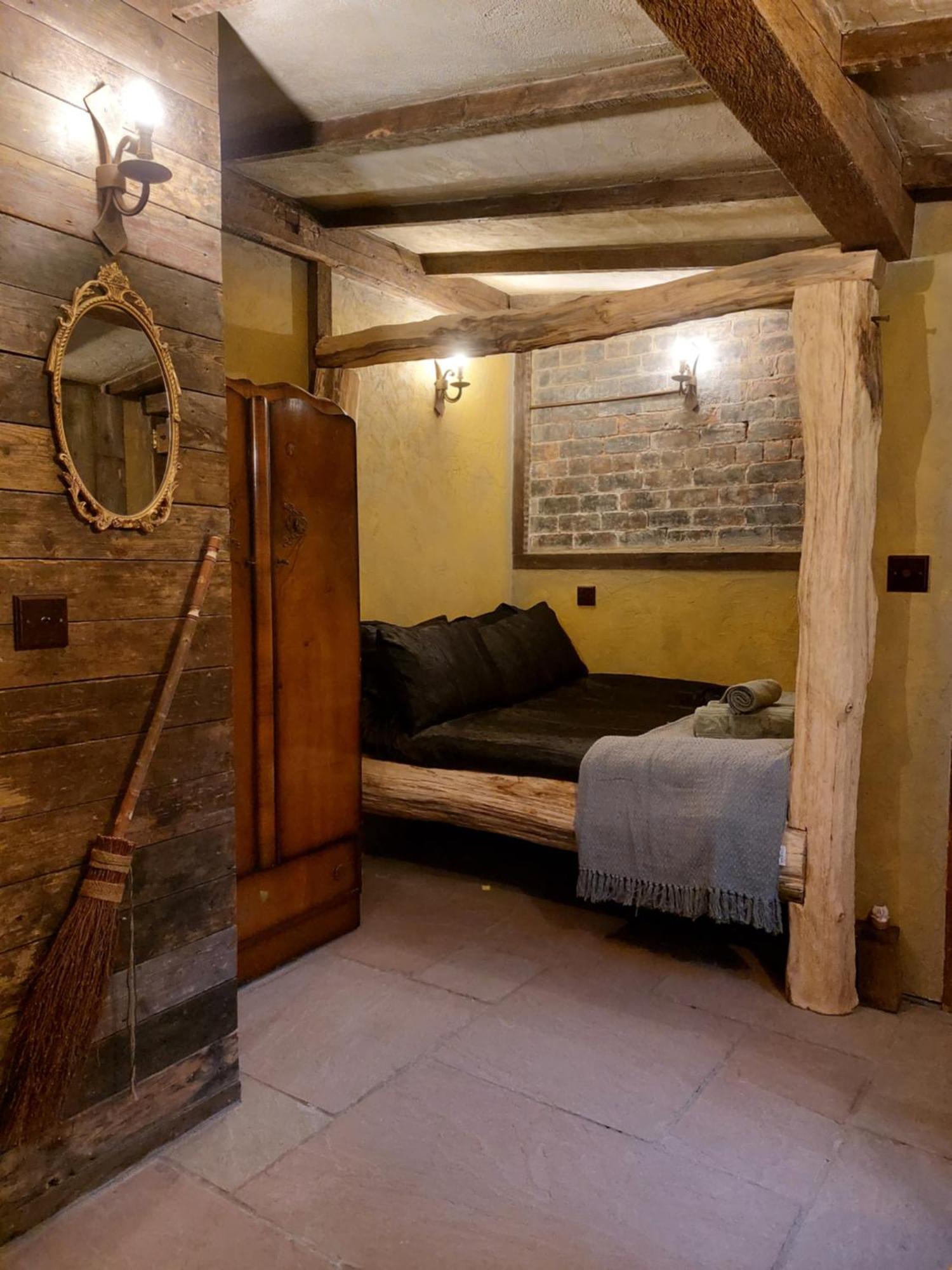 A Little Bit Of Magic - Witchcraft Hotel York Ngoại thất bức ảnh